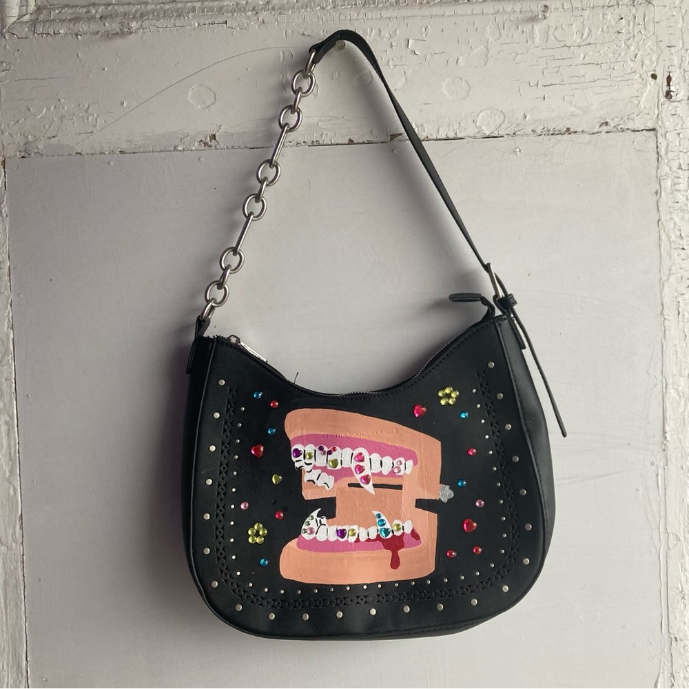 Tooth Gem Purse - Picture 2 of 4